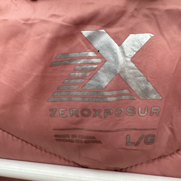 ⭐️SOLD ⭐️Womens 100% Nylon Quilted Jacket Size L Rose Colored - Picture 5 of 9